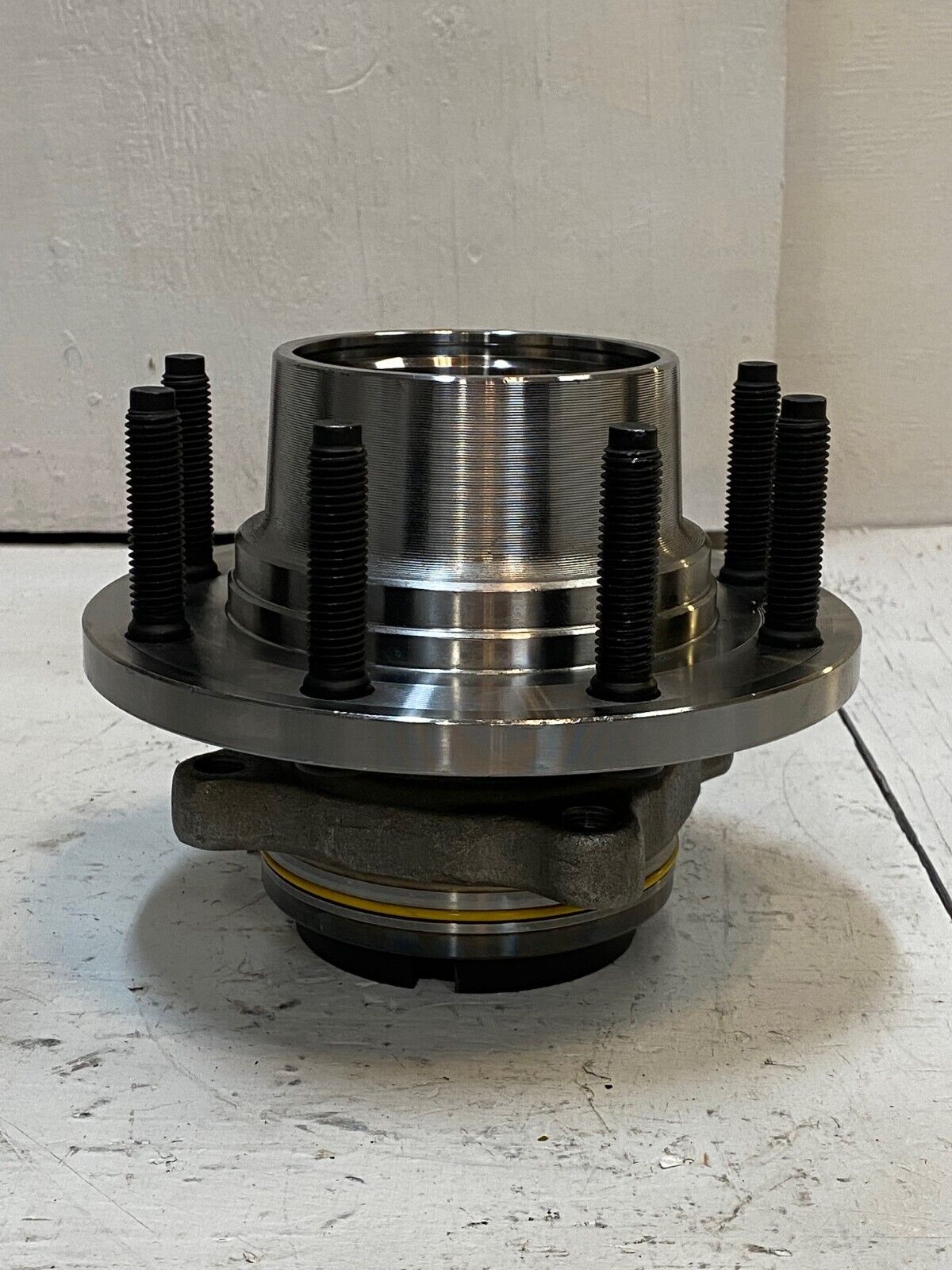 515021 8HB Wheel Bearing & Hub Assembly