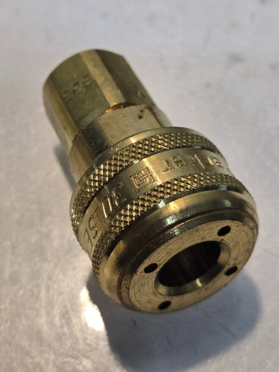 4 Quantity of Parker 30 Series B33 1/4" Quick Connector Couplings 2799-1 (4 Qty)