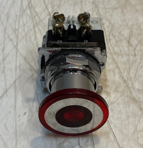 Eaton Cutler-Hammer Emergency Stop Push Button 120V Resistor Lamp 120MB C0805
