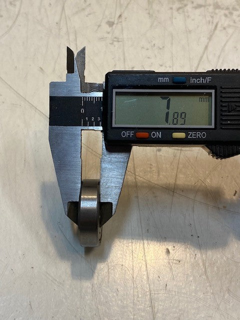 70 Quantity of R8Z Shielded Single Row Ball Bearings 13x29x8mm (70 Quantity)