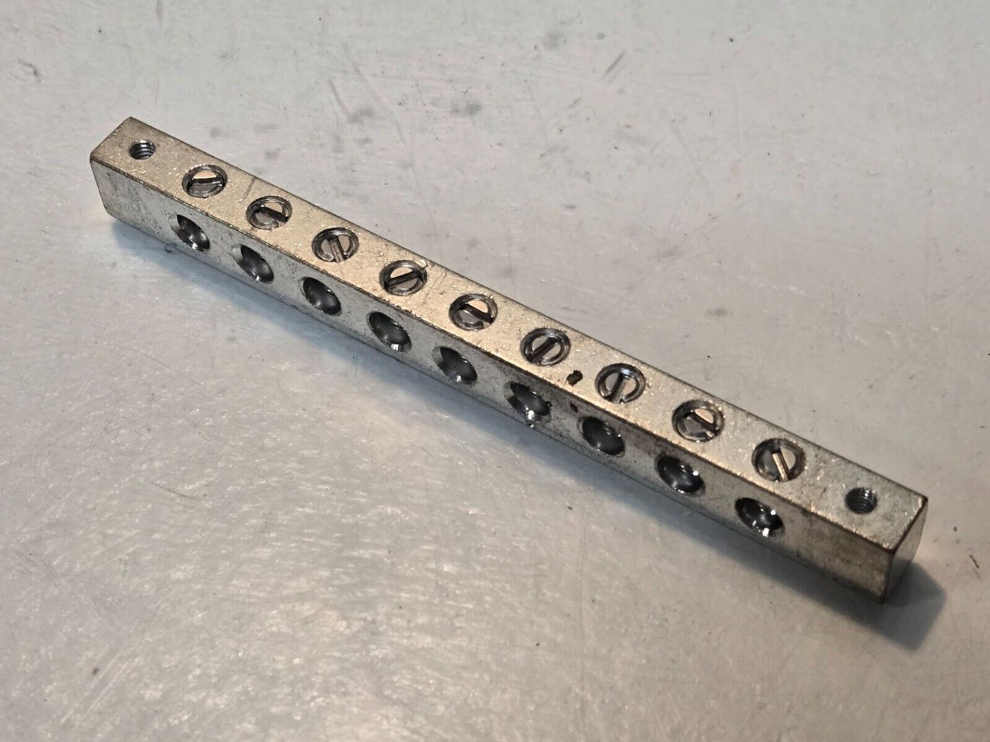 6 Quantity of EM4250 14-6 AWG 9 Place Grounding Blocks | 5" Long (6 Quantity)