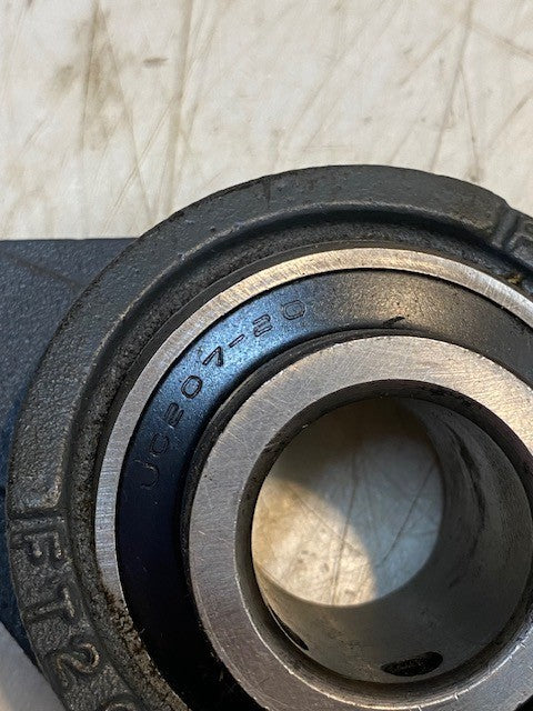 PEER 2-Bolt Bearing Flange Block FT207 Insert Bearing UC207-20 | 32mm Bore