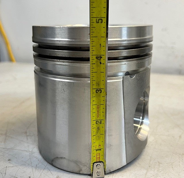 Cummins Engine Piston 3923163 OEM Replacement With Cylinder Liner Heavy Duty