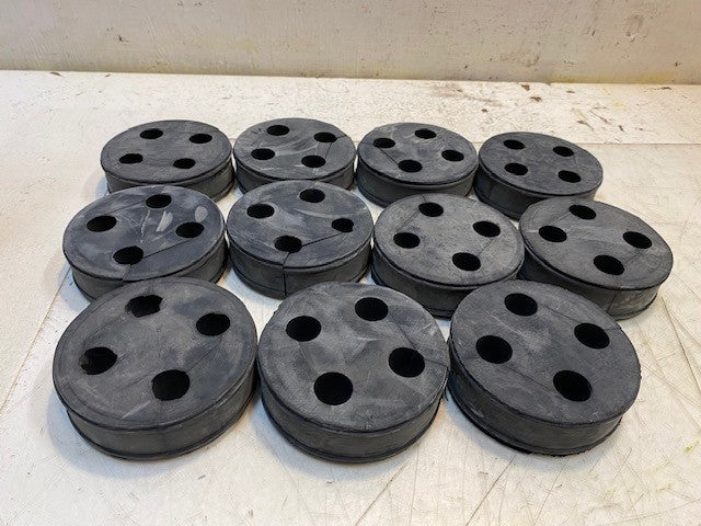 11 Quantity of 4-Hole Rubber Grommets 3-1/4" Dia. 1" Thick (11 Quantity)