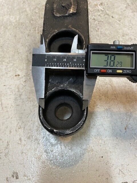 John Deere Bucket Tooth Adapter T221X230