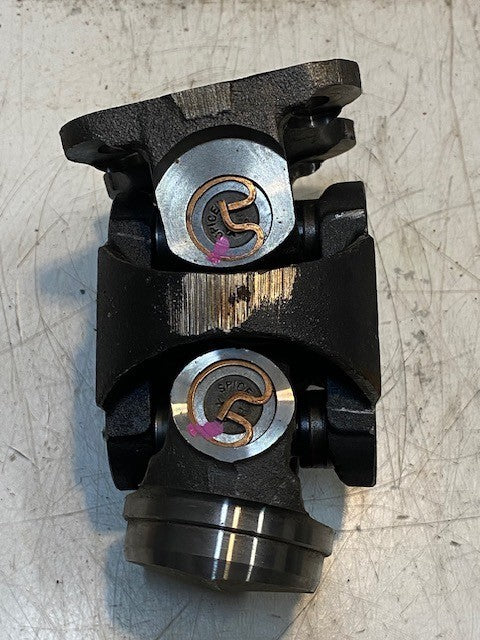 Spicer CV Head 02-26-309 | N37 | 109 | M2 | 7" Long 4" Wide