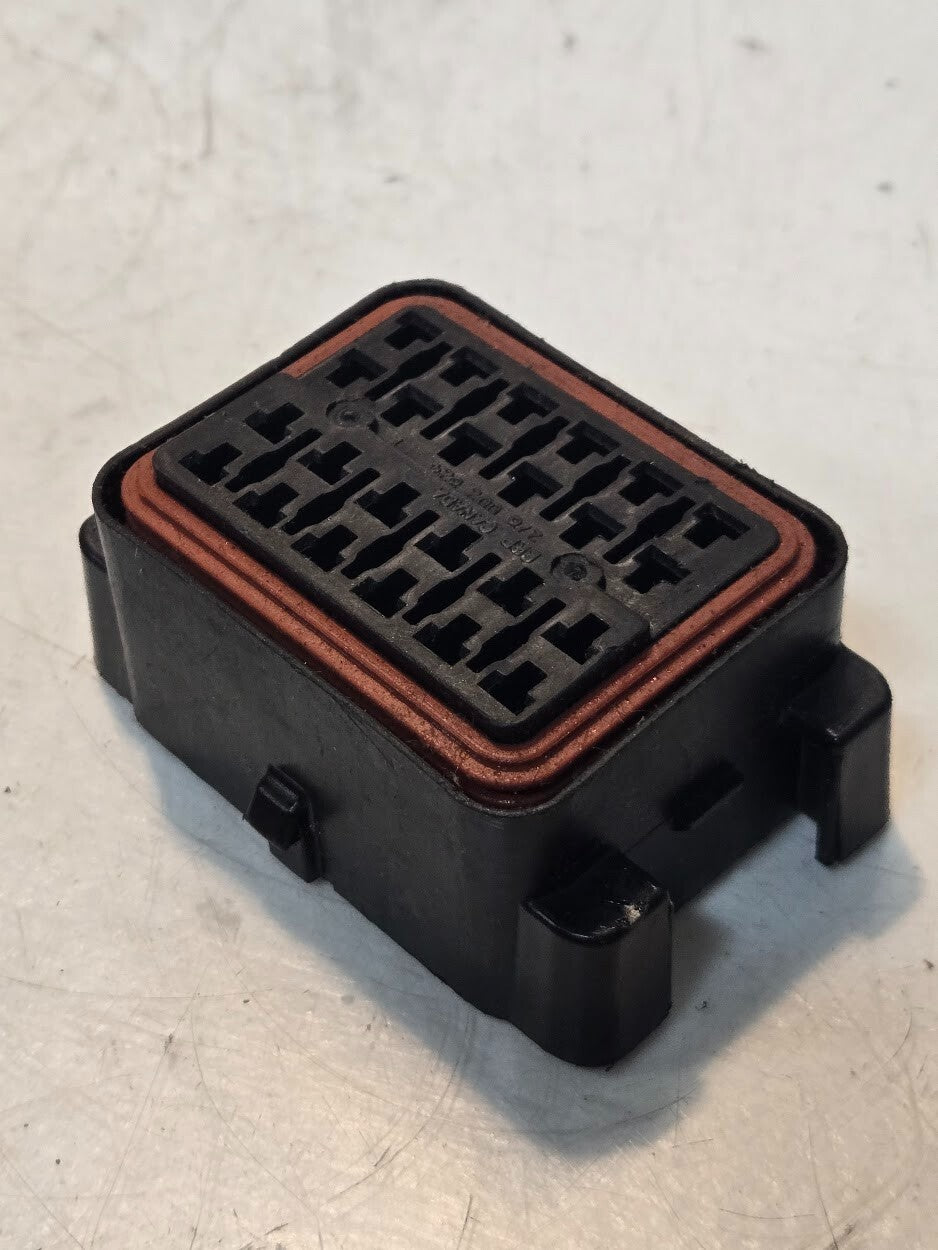 BRP Canada Case Assembly with Seal | 24 Position | 3 in x 2-1/4 in x 1-5/16 in