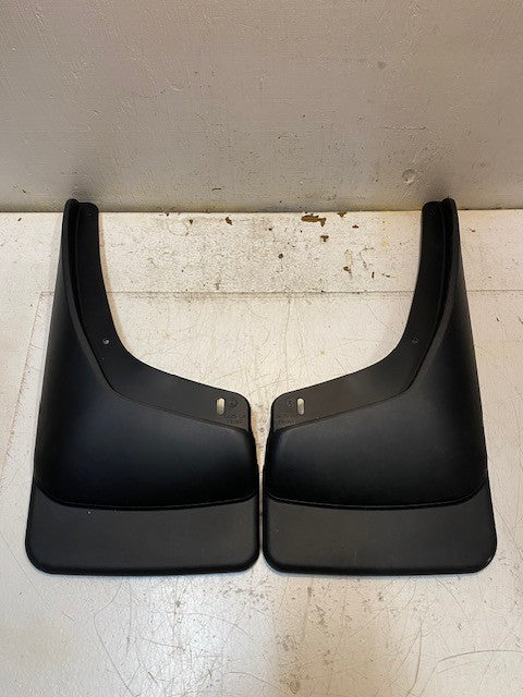 Husky Liners 56251 Front Mud Guard Set for 99-04 GM Truck 00-01 Sub Yukon/XL