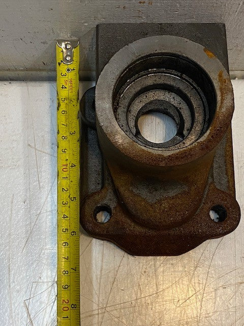 Lynch MB-1685-3 Reversing Gearbox Half Case Aerator Gear