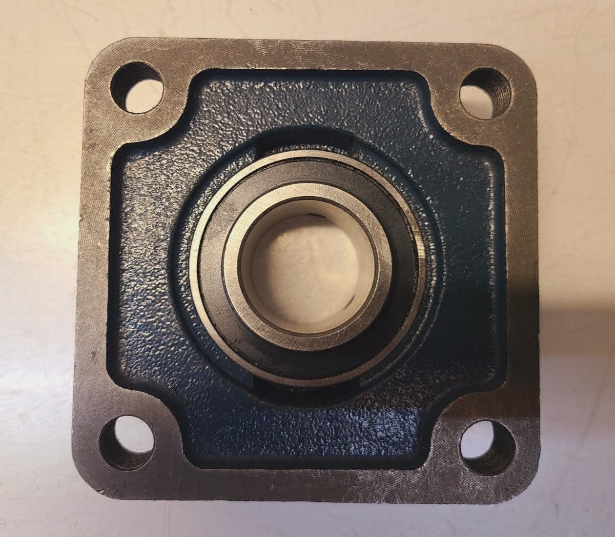 4-Bolt Flange Housing F206 | UC206-20 | 1-1/4"