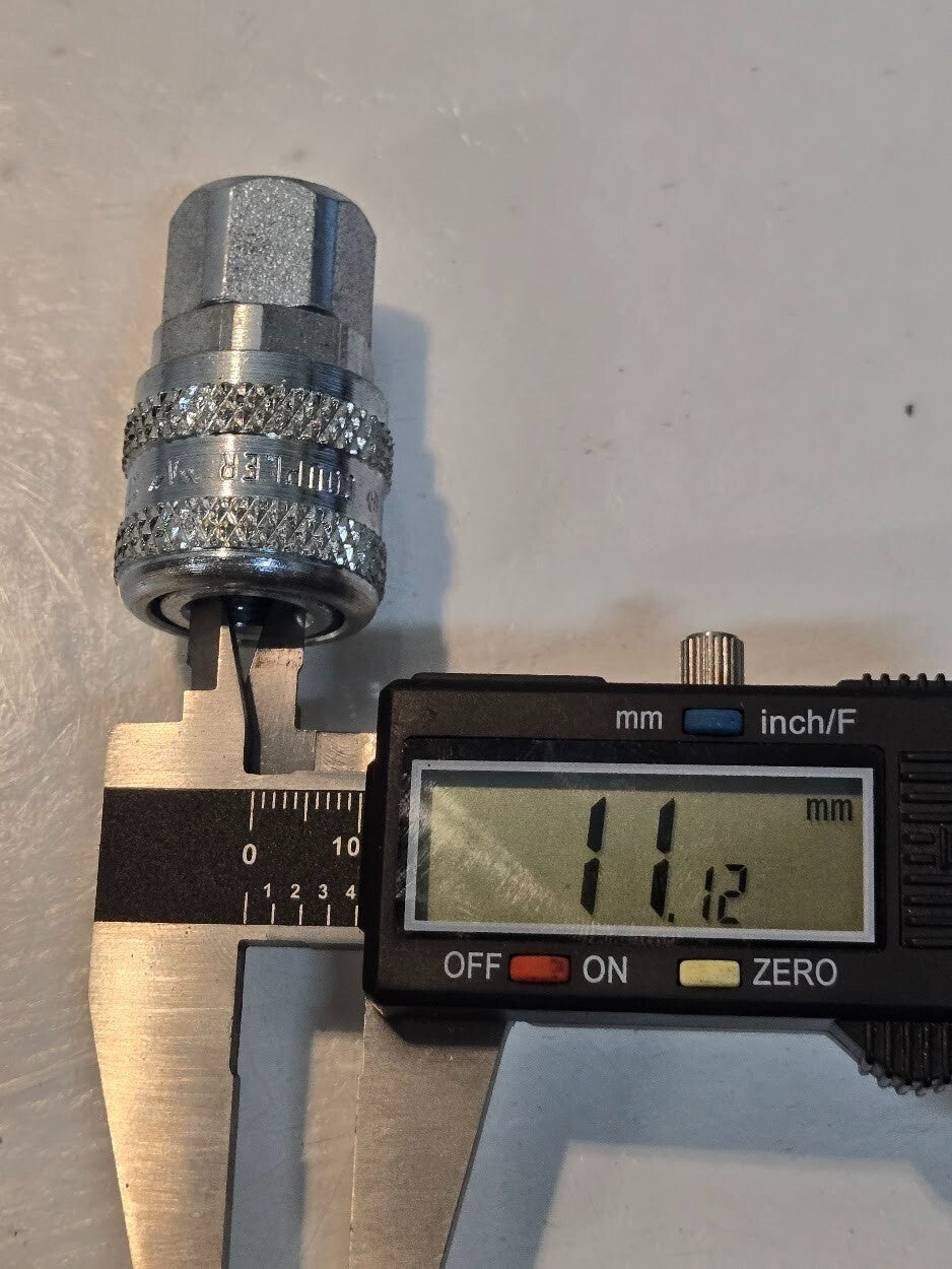 21 Quantity of 1/4" Milton Kwik Change A Style Couplings 1/4" FNPT (21 Quantity)