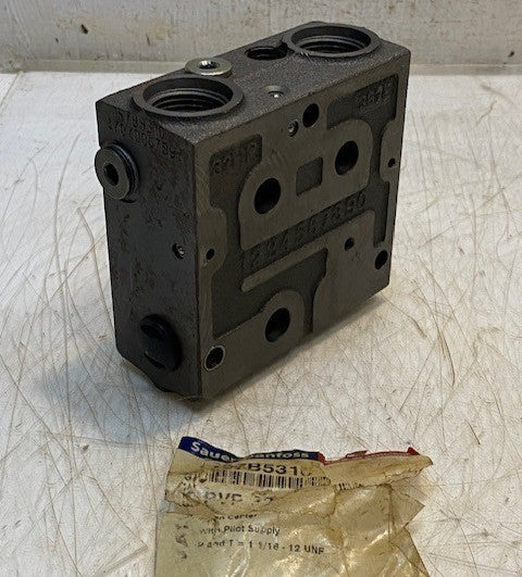 Sauer-Danfoss 157B5310 Hydraulic Pump Side Inlet Module PVP 32 | 4707D067897