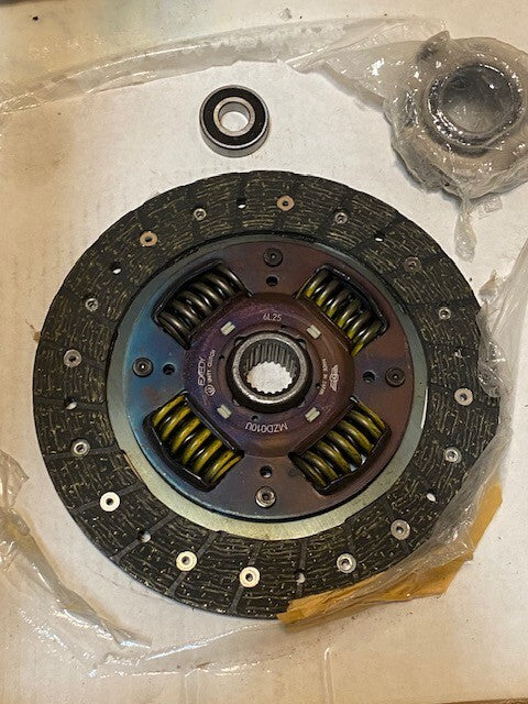 Qualitee International Parts Complete Clutch Kit 5874270 | Exedy 6L25 | MZD010U