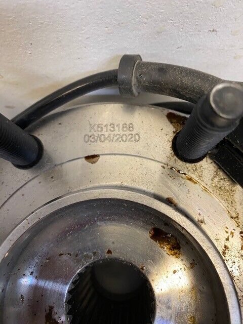Detroit Axle Front Wheel Hub & Bearing Assembly K513188 For 2002-2009 GMC Envoy