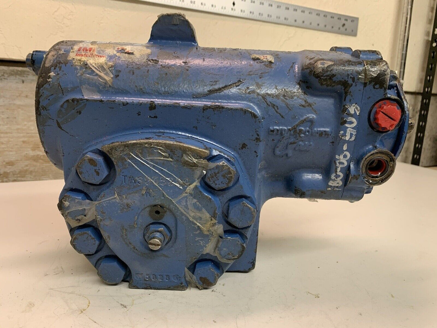 Hydrapower TAS852288 Gear Box 4648307 SLIGHTLY DAMAGED