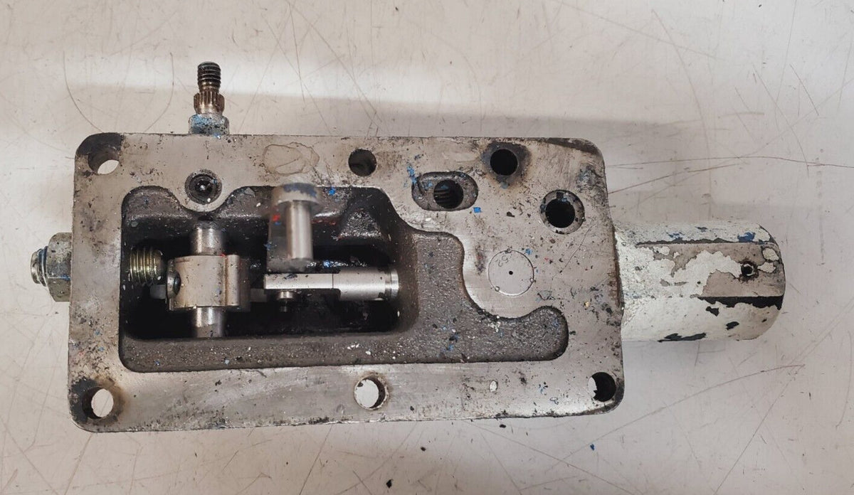 Eaton Double Link Control Valve 95732 | 52