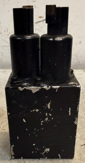 Compact Hydraulic Solenoid Control Valve Block 2F3COR39030 Industrial Unit