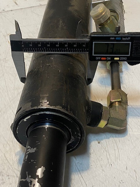 Integrated Hydraulics Cylinder BXP16579-02, WO 003390, IHI0402, 26mm Bore