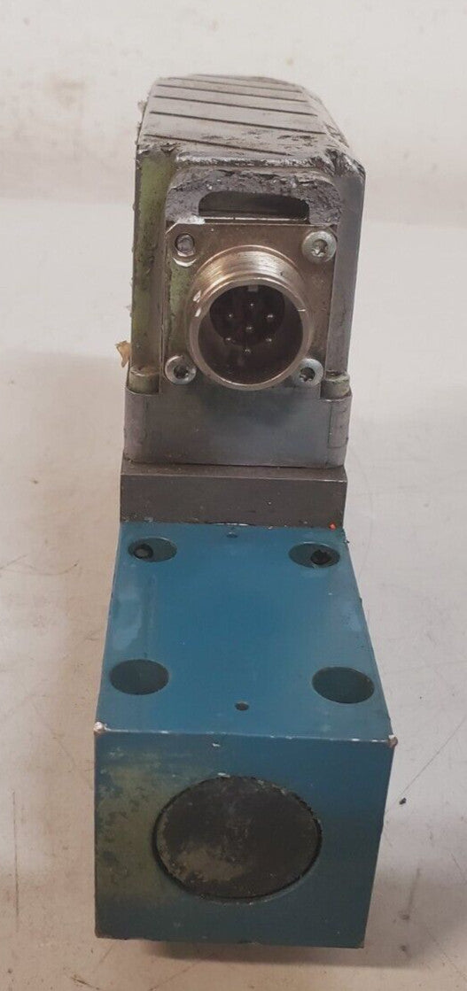 Bosch Hydraulic Control Valve 19553 | 98236 | 114 | 4126A | 388