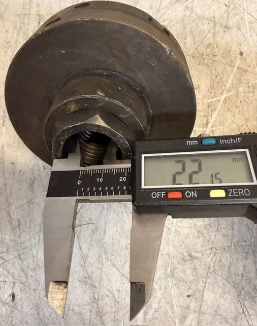 Mechanical Lathe Chuck Specialized Torque-Limiting Clamping Assembly