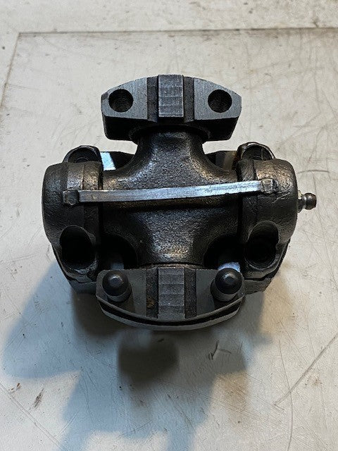 Spider U-Joint 17mm Shaft OD 9mm Pin OD