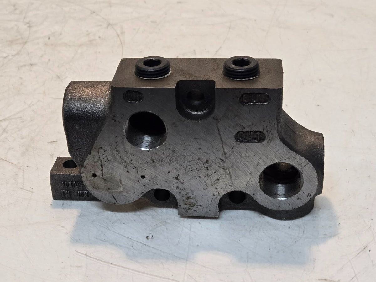Hydraulic Manifold RSM 4 | 1/2 in FPT Side Inlet | 3/4 in FPT Face Inlet/Outlet