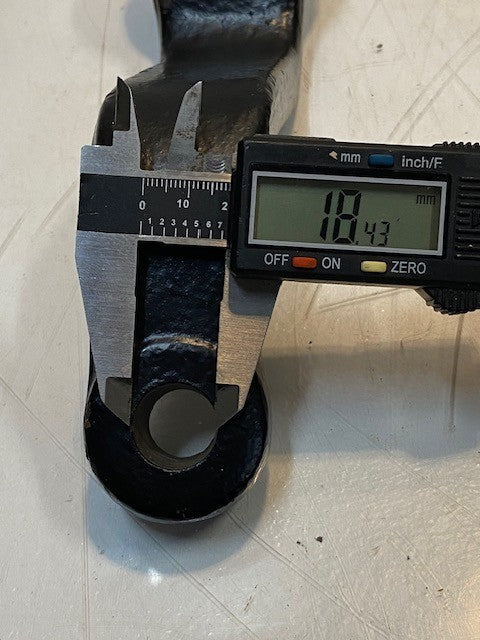 Drop Pitman Arm 18mm Bore 30mm Bore 9" Long 4" Drop