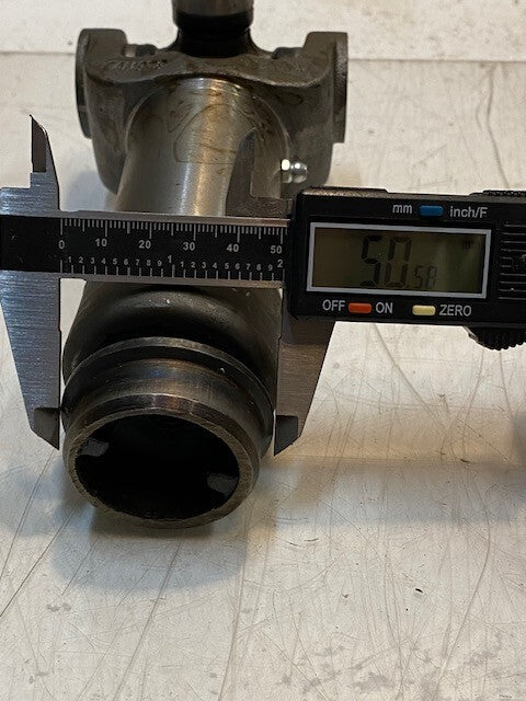 Drive Shaft End CAM979 | 08134A | GWB-K | 7-1/2" L 3-1/2" W 35mm Bore 54mm OD