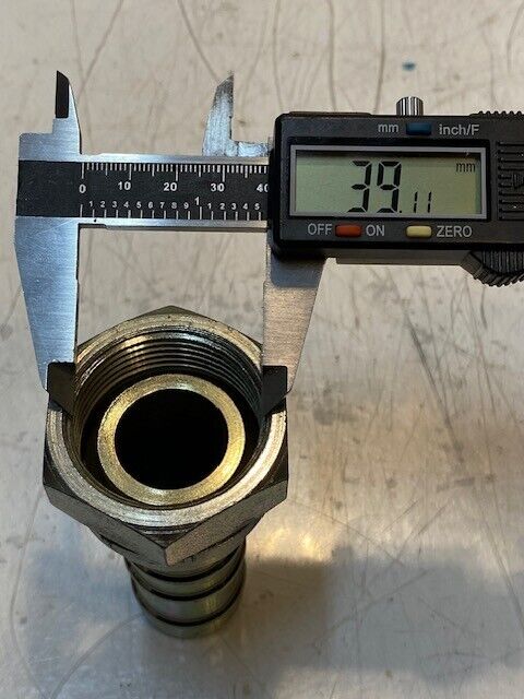 2 Quantity of Hydraulic Hose Fittings 4-1/4" H 33mm OD 23mm ID 50mm Hex (2 Qty)