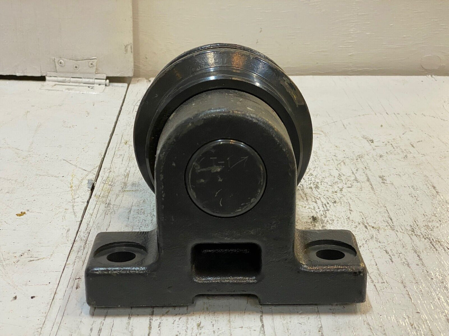 Upper Roller Carrier for Daewoo Excavator  DH130