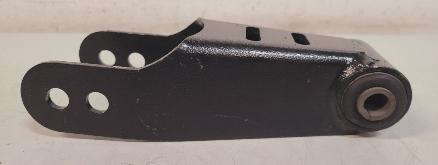 Universal Drop Shackle Leaf Spring 6.5" - 7.5" Bolt Spacing