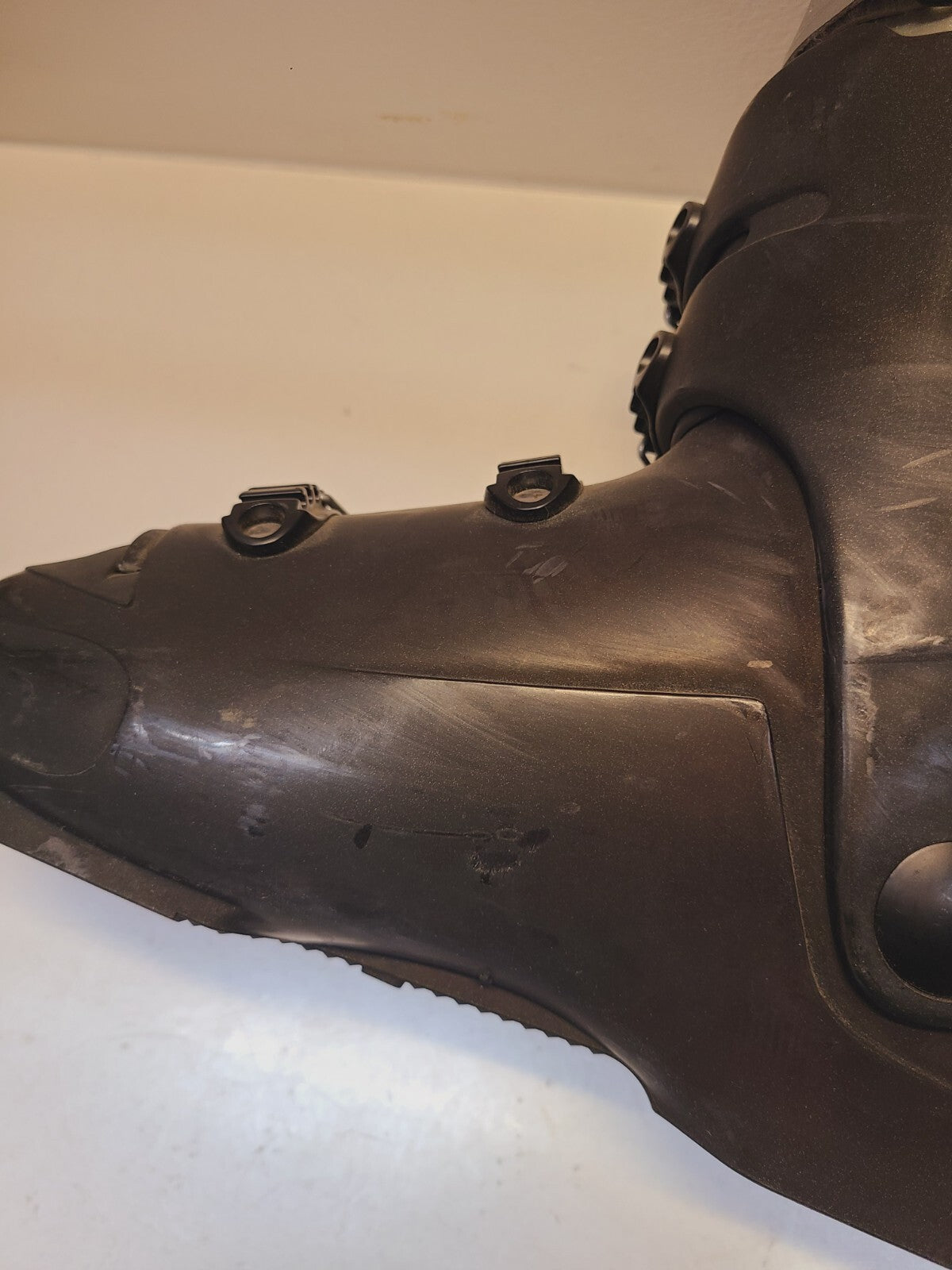 Lange Downhill Ski Boots Mid 5.6 | 3070088 | BLK 26.5 | C3070020S