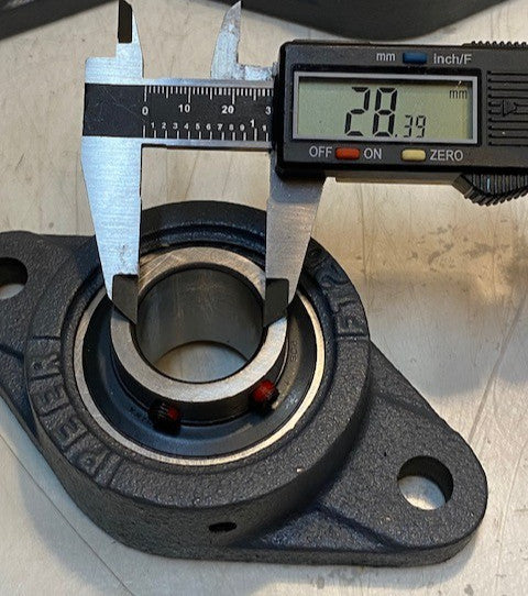 2 Qty of PEER 2-Bolt Flange FT206 Insert Bearing UC206-18 | 28mm Bore (2 Qty)