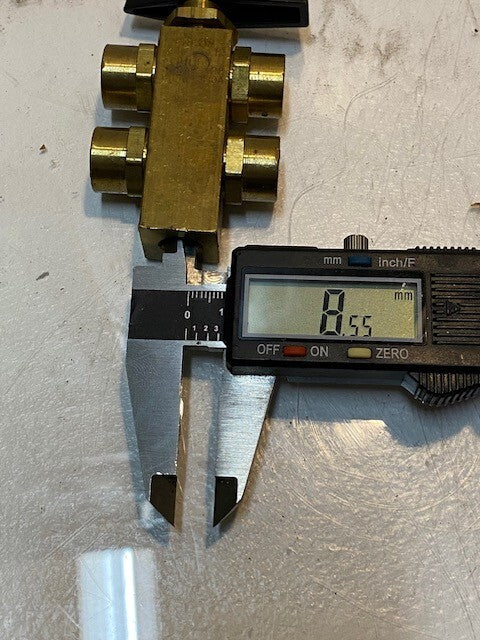 Abco Kantleak Multi-Port Stack Brass Valve Freon 134a, 404a, 410A 1000 PSIG 6996