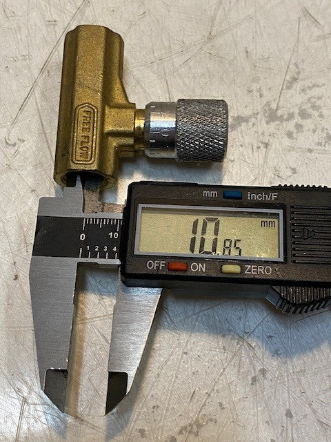 Parker Schrader Bellows 3371001 Brass Flow Control Valve 1/4" 250psi