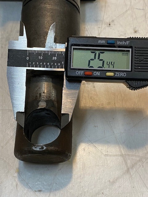 Hydraulic Cylinder Pump Part 0602 | 15" L 6-1/2" H 4-1/4" W 25mm Bore 51mm Shaft