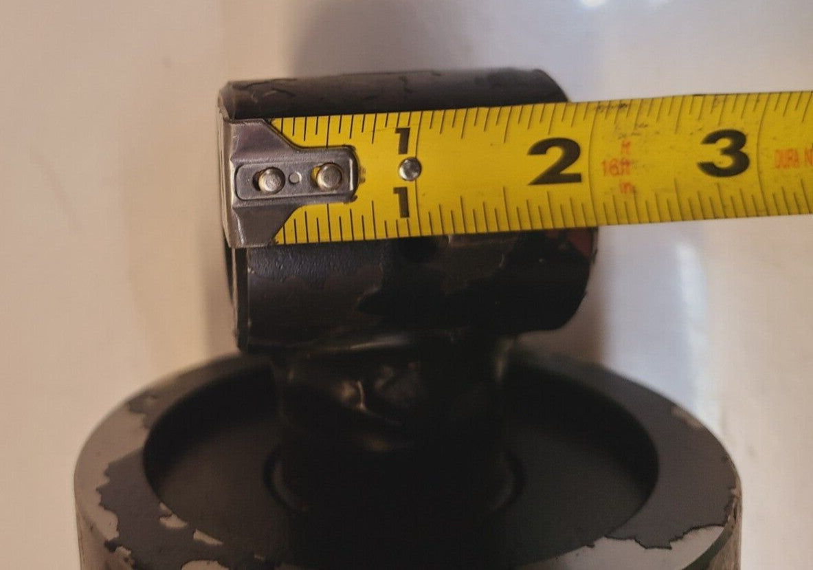 Hydraulic Cylinder Part Number 02961484
