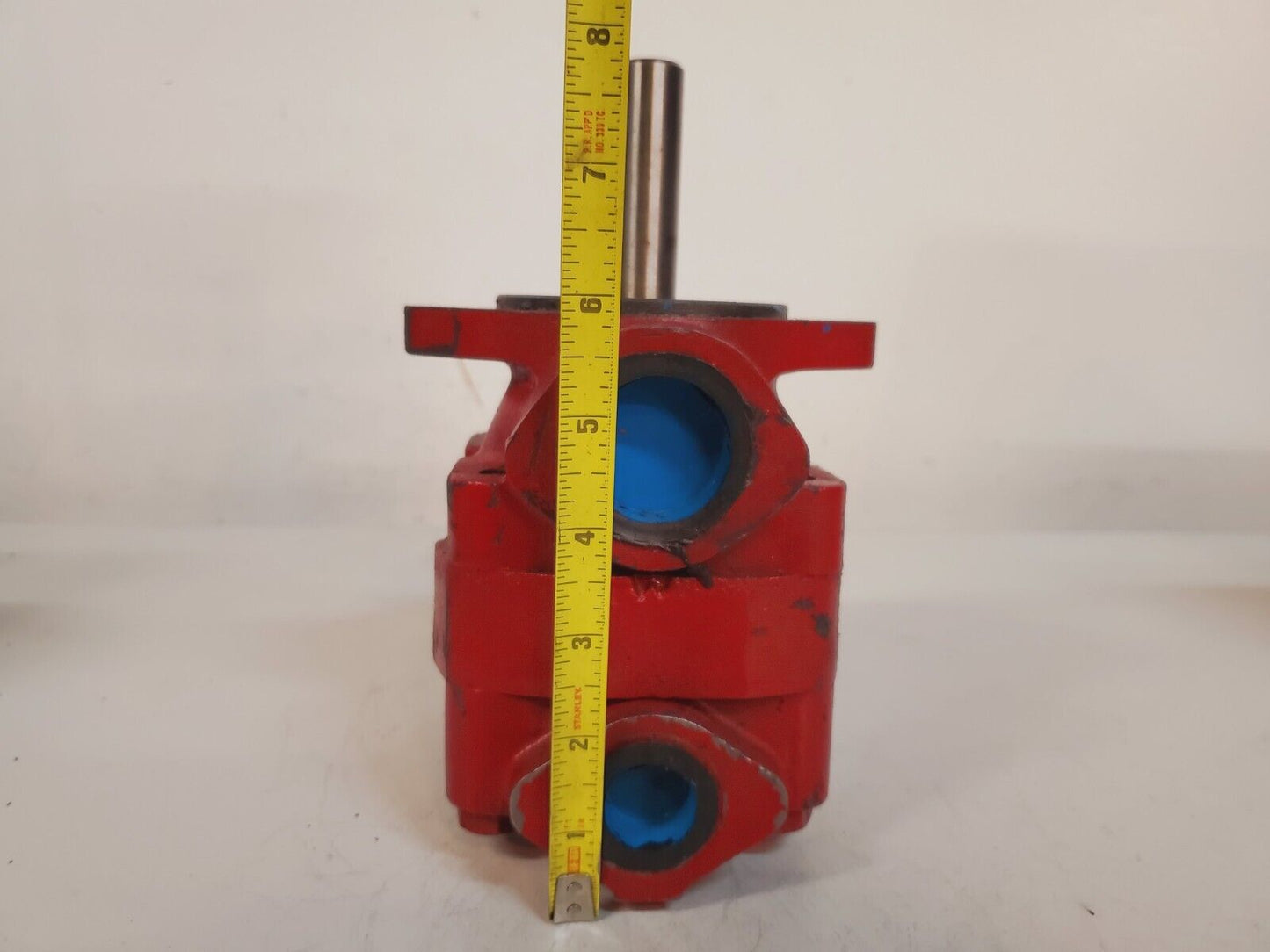 Benchmark Hydraulic Pump 399722X | V201S12S1C11