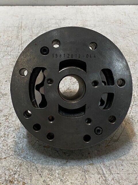 Transmission Charger Pump for John Deere Backhoe Loader B2/86176 | 95812012-044