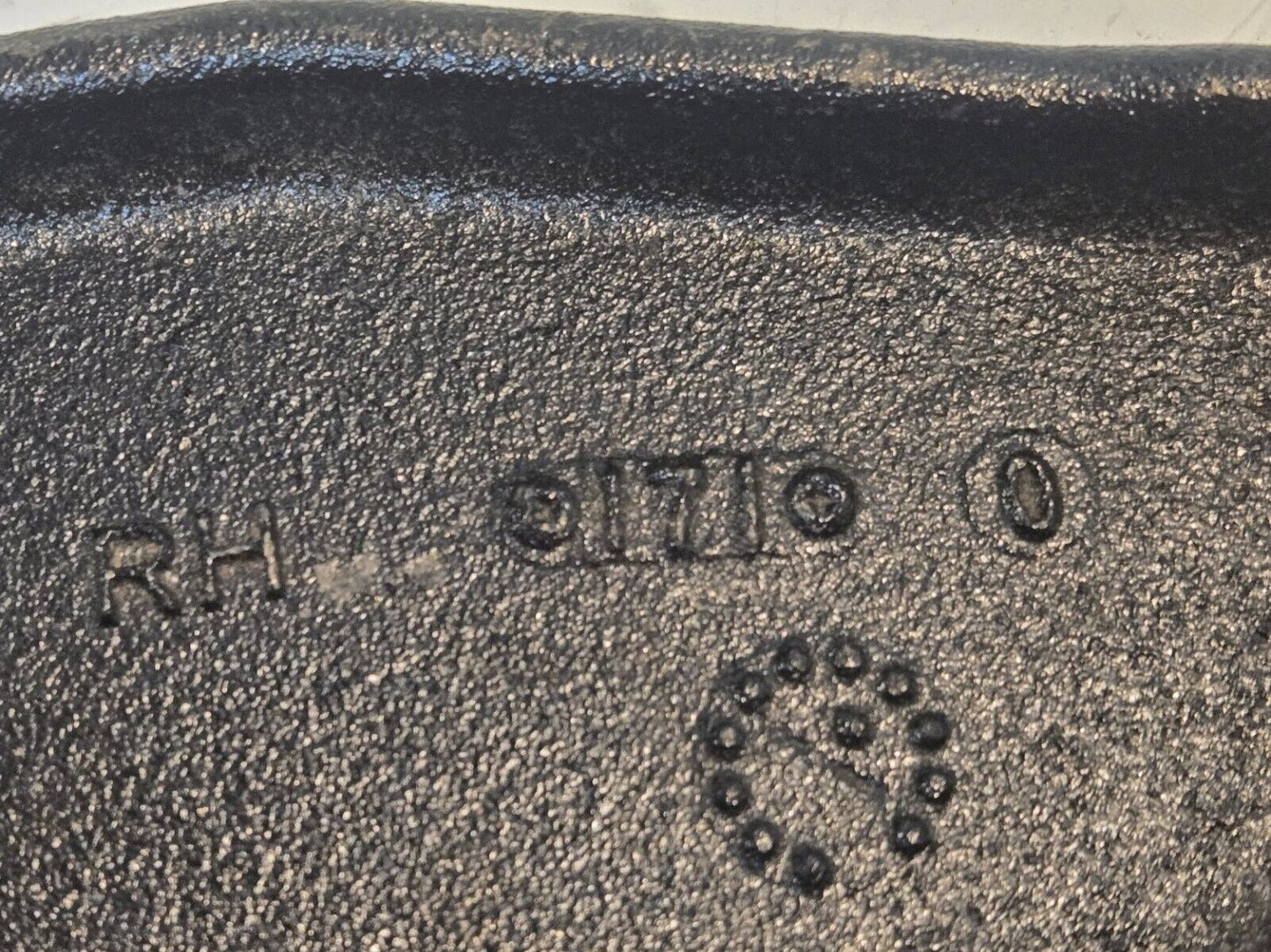 Lower Right Side Control Arm SPN032176 RH 171 0314 W4 for Chrysler Sebring