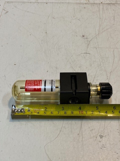 Watts Fluidair Pneumatic Lubricator L35-02A | 6" L 1-1/2" W 11mm Thread