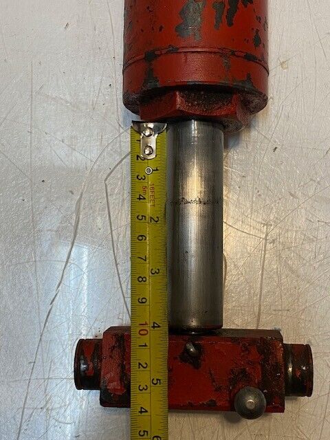 Vintage Hydraulic Unit Cylinder 30mm 4" Shaft 15" L 6-1/2" W 6" H