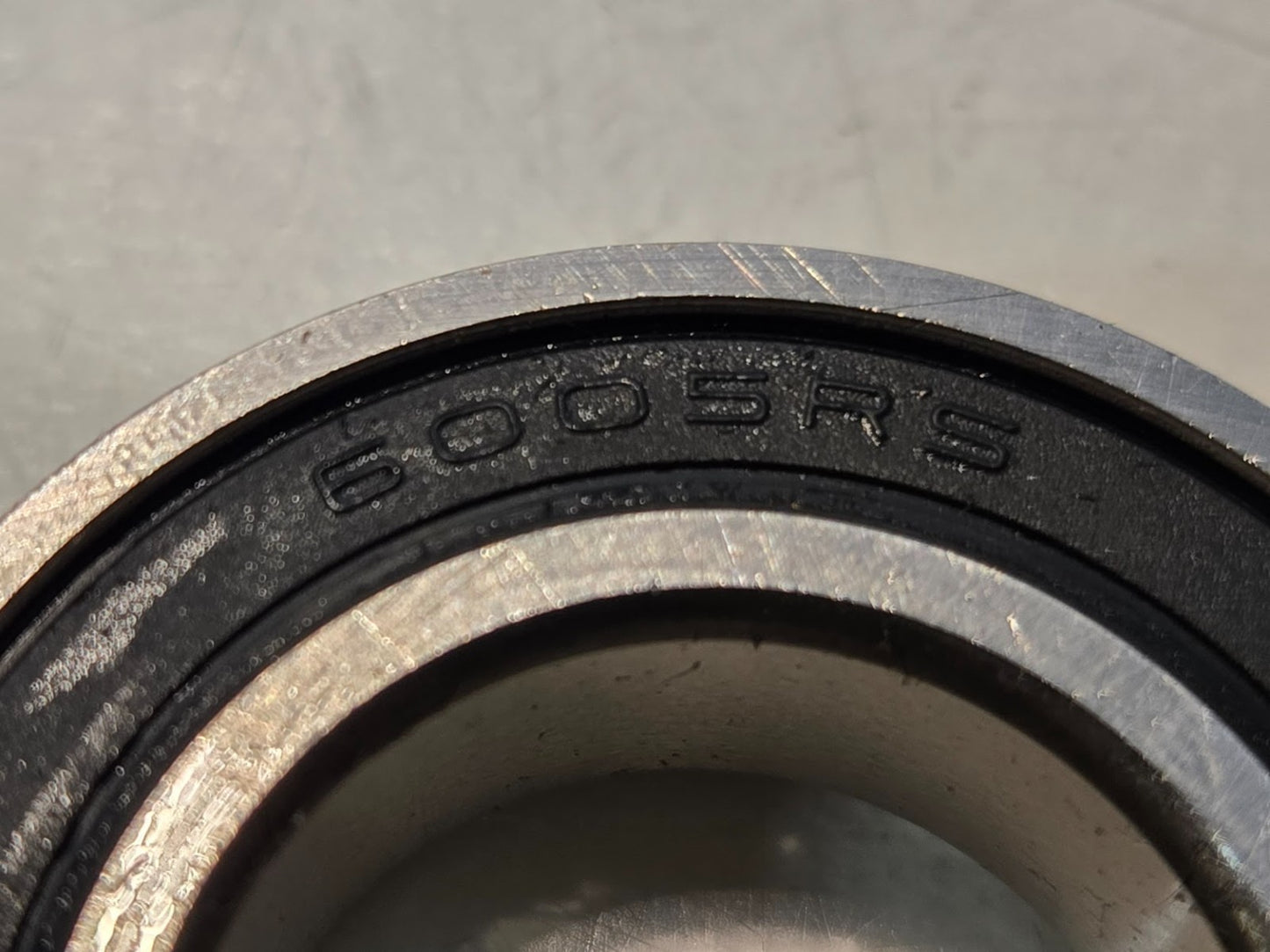 7 Quantity of Ball Bearings 6005RS | 47 mm OD x 25 mm OD x 12 mm Thick (7 Qty)