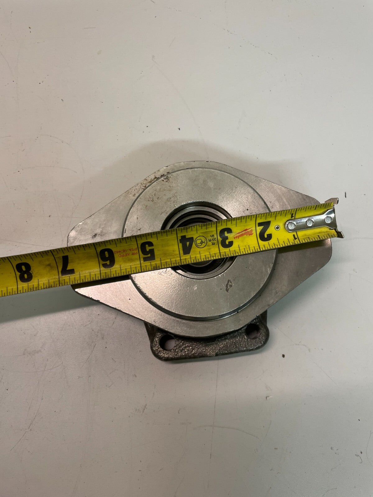 Wet Disc Break Shaft End Cover 2 Bolts (6  Apart)