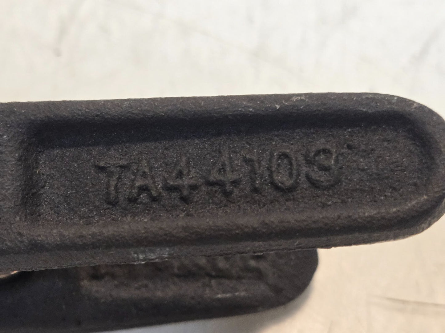 Wabco Quarter Turn Valve T44101D | TA44103 | T43676 | 1-1/2" Thread | 30mm Inlet
