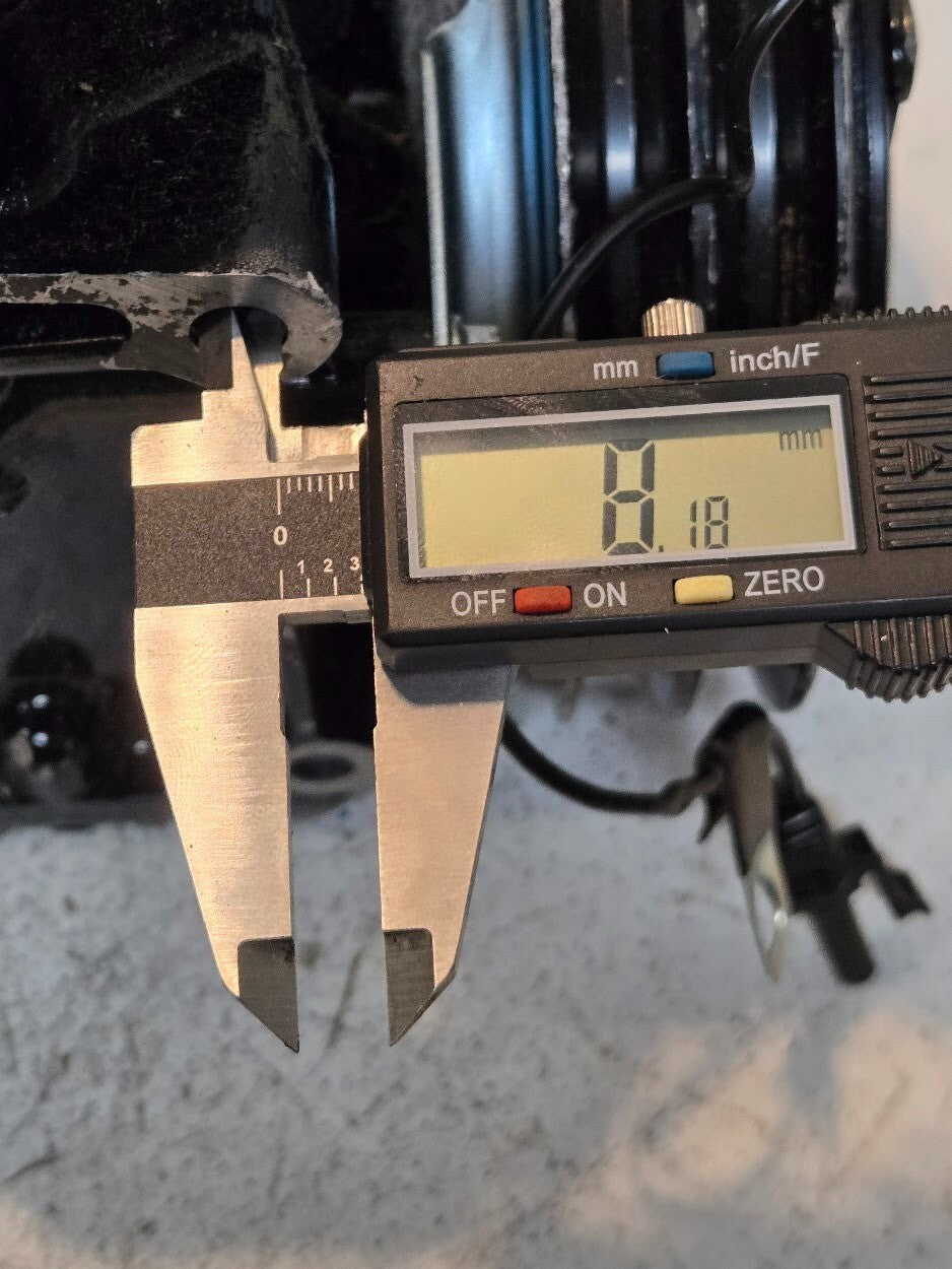 Ester Oil A/C Compressor ET210L-25073C with MA-61CCI 512 Ogura Clutch | A4403108