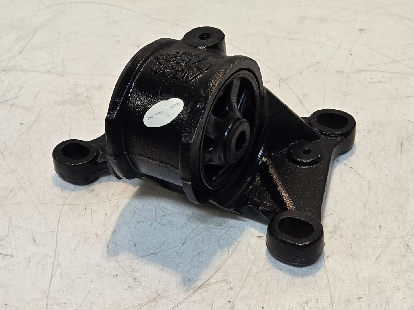 Auotmatic Transmission Mount AC33 for Ford | 87626 | TNC | 12.3 mm Mount Bore