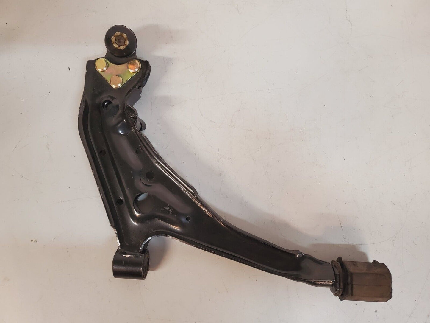 Suspension Control Arm MS20130 RH | MS20130RH