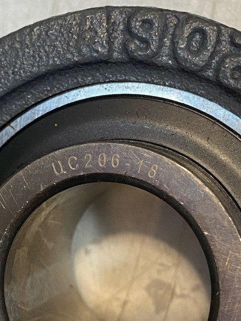 2 Qty of PEER 2-Bolt Flange FT206 Insert Bearing UC206-18 | 28mm Bore (2 Qty)
