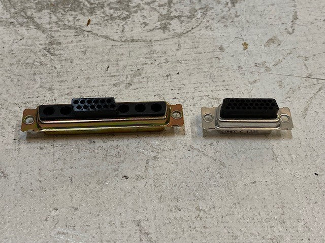 Conec Amphenol 32 of 5017W5SXK99A10X Plugs, 20 of 164X11959X Plugs - 52 Total